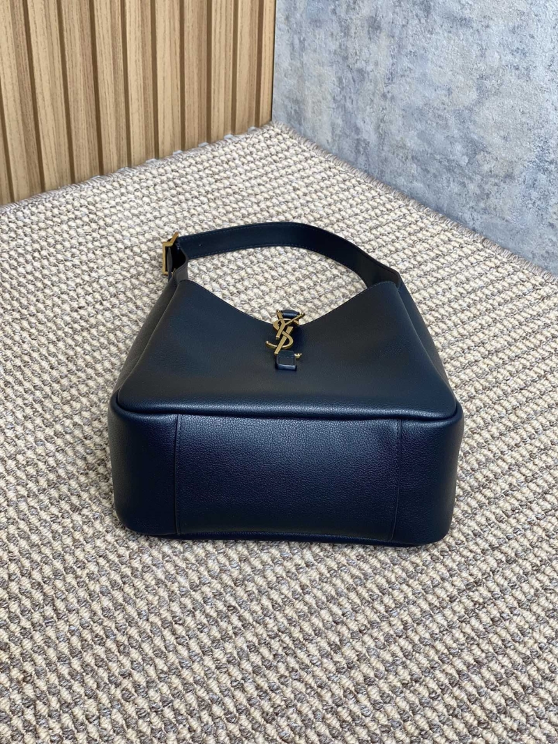 Y51 hobo bags